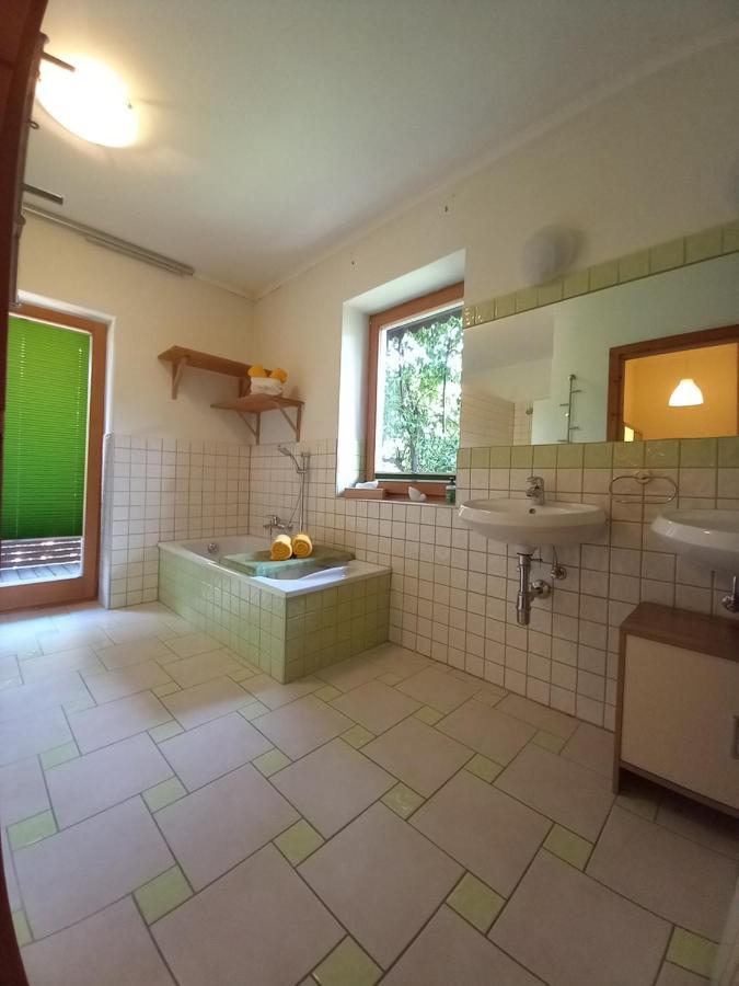 Girbl Bio Zimmer Leilighet Strobl Eksteriør bilde